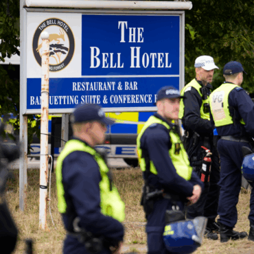 Council asks High Court to stop hotel housing migrants 