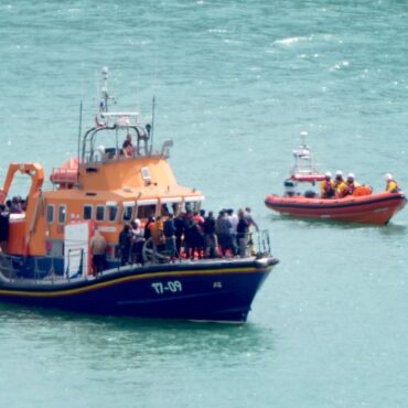 £100m border security boost – as govt vows ‘major crackdown’ on people smuggling gangs
