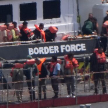 First migrants detained under returns deal with France