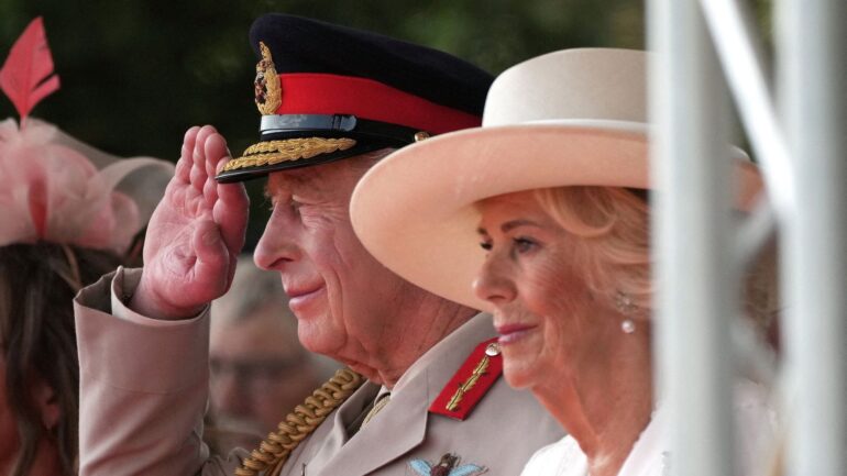 Queen appears emotional after ‘off script’ comments by veteran about King