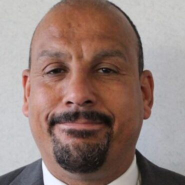 Far-right protesters need to ‘have throats slit’, Labour councillor allegedly told crowd