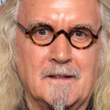 Scammers using AI to impersonate Sir Billy Connolly