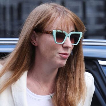 Tories repeat calls for Rayner to resign after lawyers claim they did not provide tax advice
