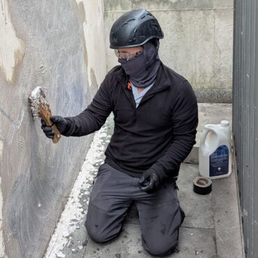 New Banksy artwork being scrubbed off Royal Courts of Justice wall