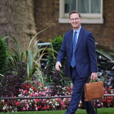 Sir Keir Starmer reshuffles his Downing Street team