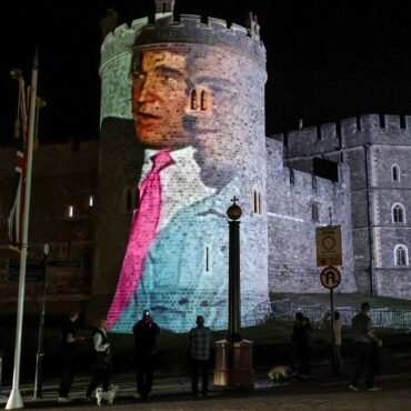 Four men bailed over Trump-Epstein projection at Windsor Castle