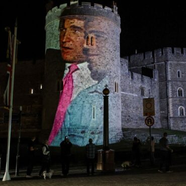 Images of Trump and Epstein projected on Windsor Castle ahead of protests