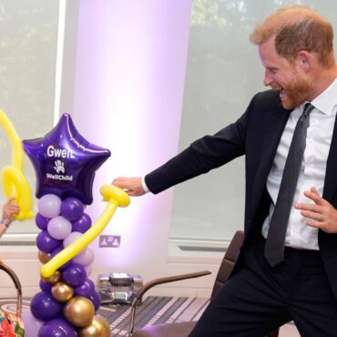 Harry talks of sibling ‘challenge’, after paying respects to late Queen at Windsor
