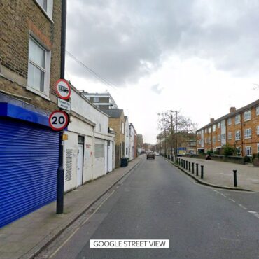 Man dies after double shooting in south London