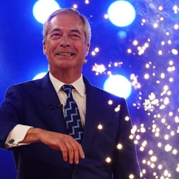 Farage says Reform is on course to win next election and he expects ‘big rift’ in Labour Party