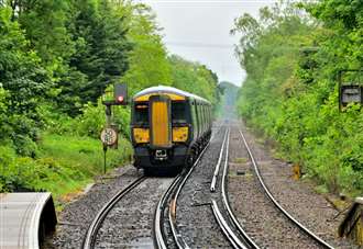 Arrest after girl ‘threatened with knife’ on train