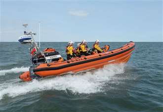Three rescued from sailing boat