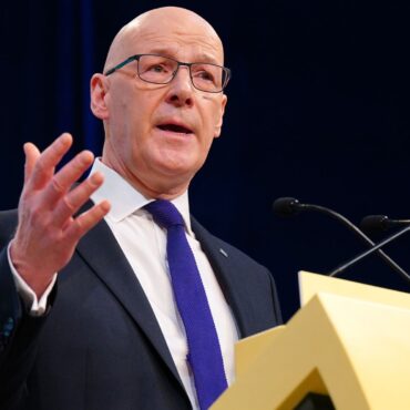 Swinney brands Reform councillor’s Sharia law claims ‘ludicrous, absurd and divisive’