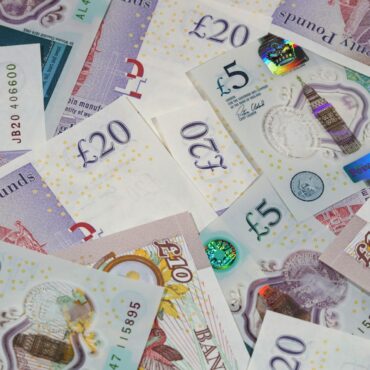 It’s now almost impossible to work your way to riches, says report into growing wealth gap
