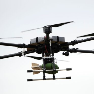 UK military to be given powers to shoot down threatening drones