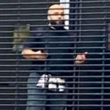 Security guard reveals new details of Manchester synagogue attack