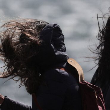 Heavy rain and 75mph winds to batter parts of UK – as weather warning issued