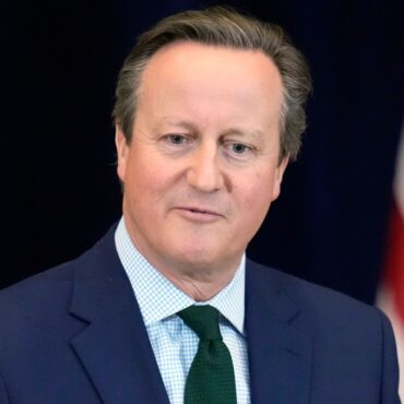 David Cameron reveals he has been treated for prostate cancer