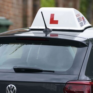 Learner driver spends £2,944 to fail theory test 128 times