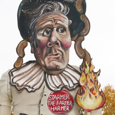 Giant effigy of Sir Keir Starmer unveiled ahead of town’s Bonfire Night celebrations