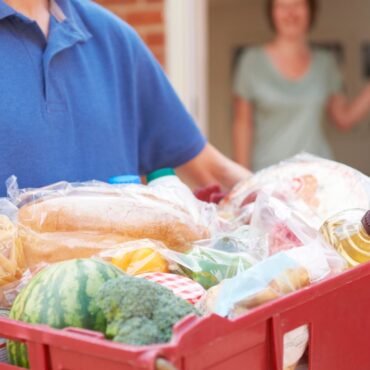 What is each supermarket’s policy if your delivery is late?