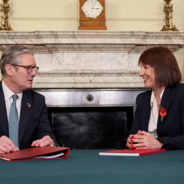 PM to defend budget amid claims Rachel Reeves ‘lied’