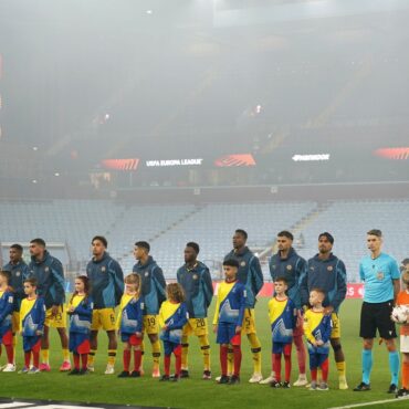 Questions over evidence used by UK police to ban Maccabi Tel Aviv fans from Aston Villa match