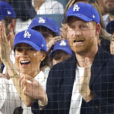 Prince Harry apologises to Canada for wearing LA Dodgers cap at World Series