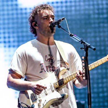 Ticket resales ‘to be capped at face value’ under crackdown on rip-off prices