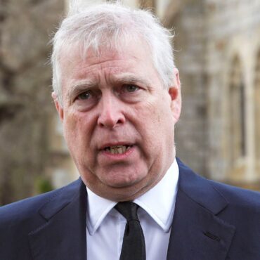 Cabinet Office blames ‘administrative error’ over mistaken release of historical Andrew documents