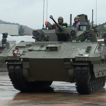 Ex-commander of unit tasked with trialling Ajax armoured vehicle lost 20% of hearing