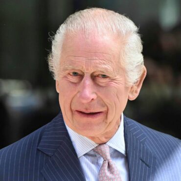 King ‘deeply touched’ by reaction to cancer update – as screening sites see traffic surge