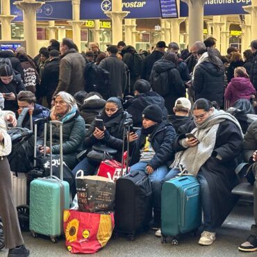 Eurostar chaos leaves cancer patient set to lose £3.5k as another family is ‘stranded’ in London