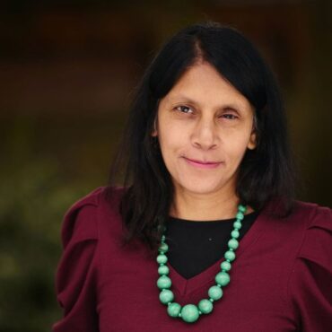 Oxfam GB chief executive ousted by board over lack of trust