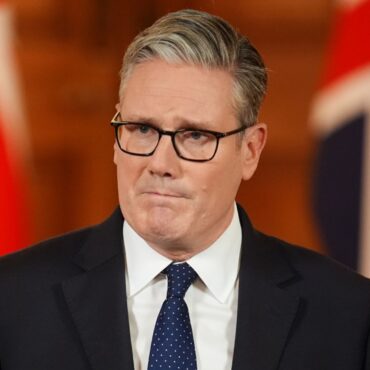 Starmer will ‘absolutely’ still be PM next Christmas, insists Labour chair