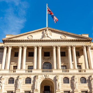 What latest interest rate cut means for mortgages – and changes experts expect in 2026