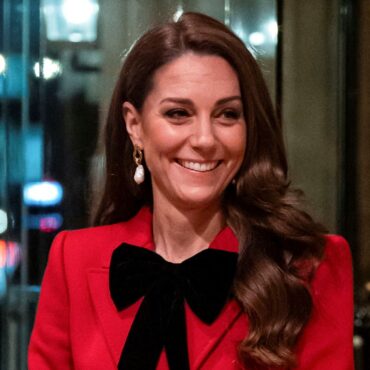 Princess of Wales describes ‘power of reaching out’ in festive message