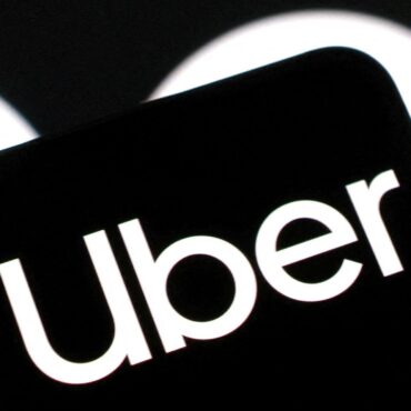 New Uber backed driverless taxis to hit UK streets in 2026