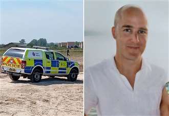 Electrician told teen he ‘wanted to kiss her’ before he was killed on beach