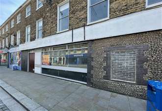 Bid for more flats at former bank among latest planning applications