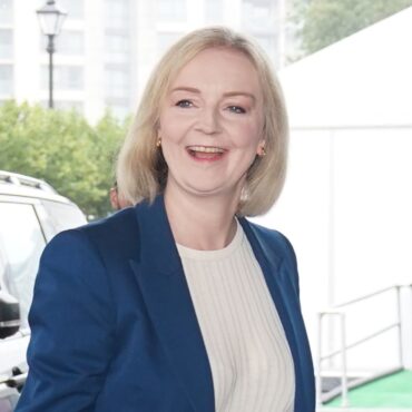 Jenrick ‘told Badenoch to kick Truss out’ of the Tories