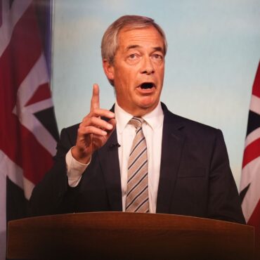 Who is the ‘well known’ Labour figure Farage says will defect to Reform next week?