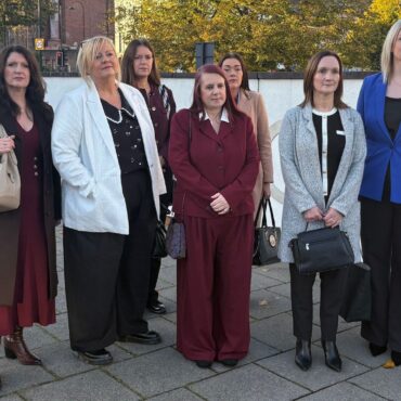 Nurses in transgender row suffered harassment from NHS trust, tribunal rules
