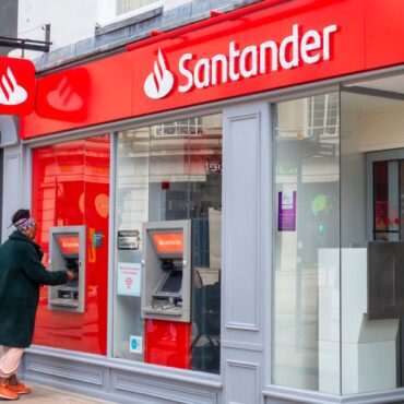 Santander UK to shut 44 branches – is yours affected?