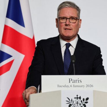 UK and France agree to send forces to Ukraine in event of peace deal