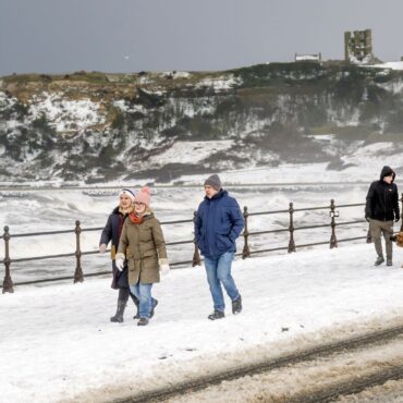 More snow warnings issued as cold snap continues