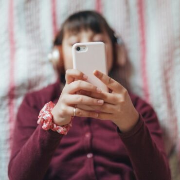 Logging off: Kids’ social media ban now feels almost certain