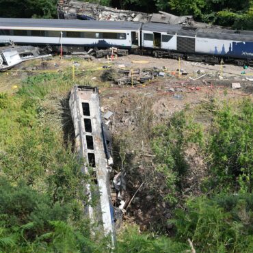 Passenger killed in train derailment died on wedding anniversary, inquiry hears