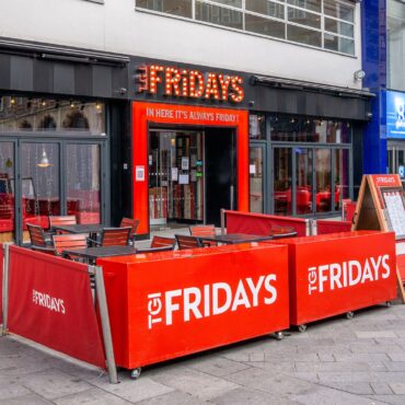 Hundreds of jobs to be lost in TGI Fridays insolvency plan