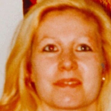 ‘Someone out there knows’: Police appeal over unsolved 1993 murder